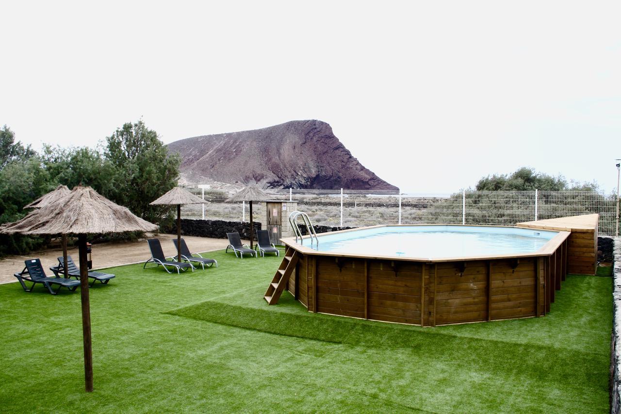 Eco-Wooden Houses Camping Montana Roja El Médano المظهر الخارجي الصورة