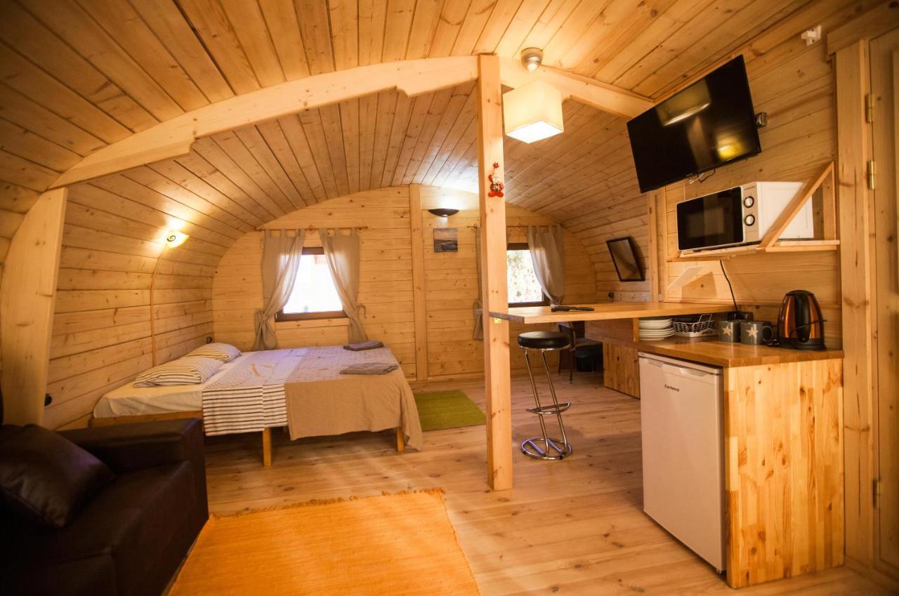 Eco-Wooden Houses Camping Montana Roja El Médano المظهر الخارجي الصورة