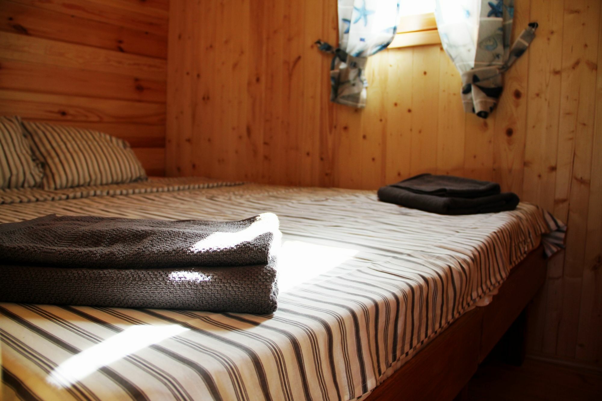Eco-Wooden Houses Camping Montana Roja El Médano المظهر الخارجي الصورة